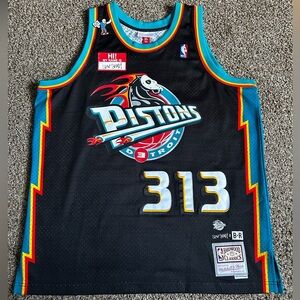 Eminem X Detroit Pistons BR Remix Mitchell And Ness Size XL Jersey